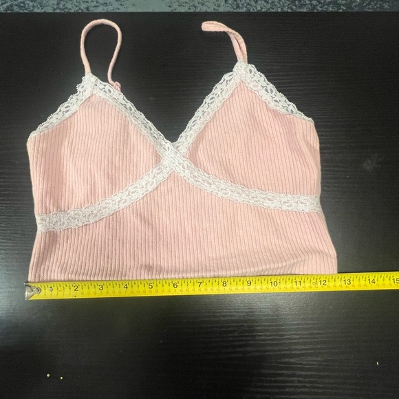 Pink/White lace Cami/Crop - Picture 5 of 6
